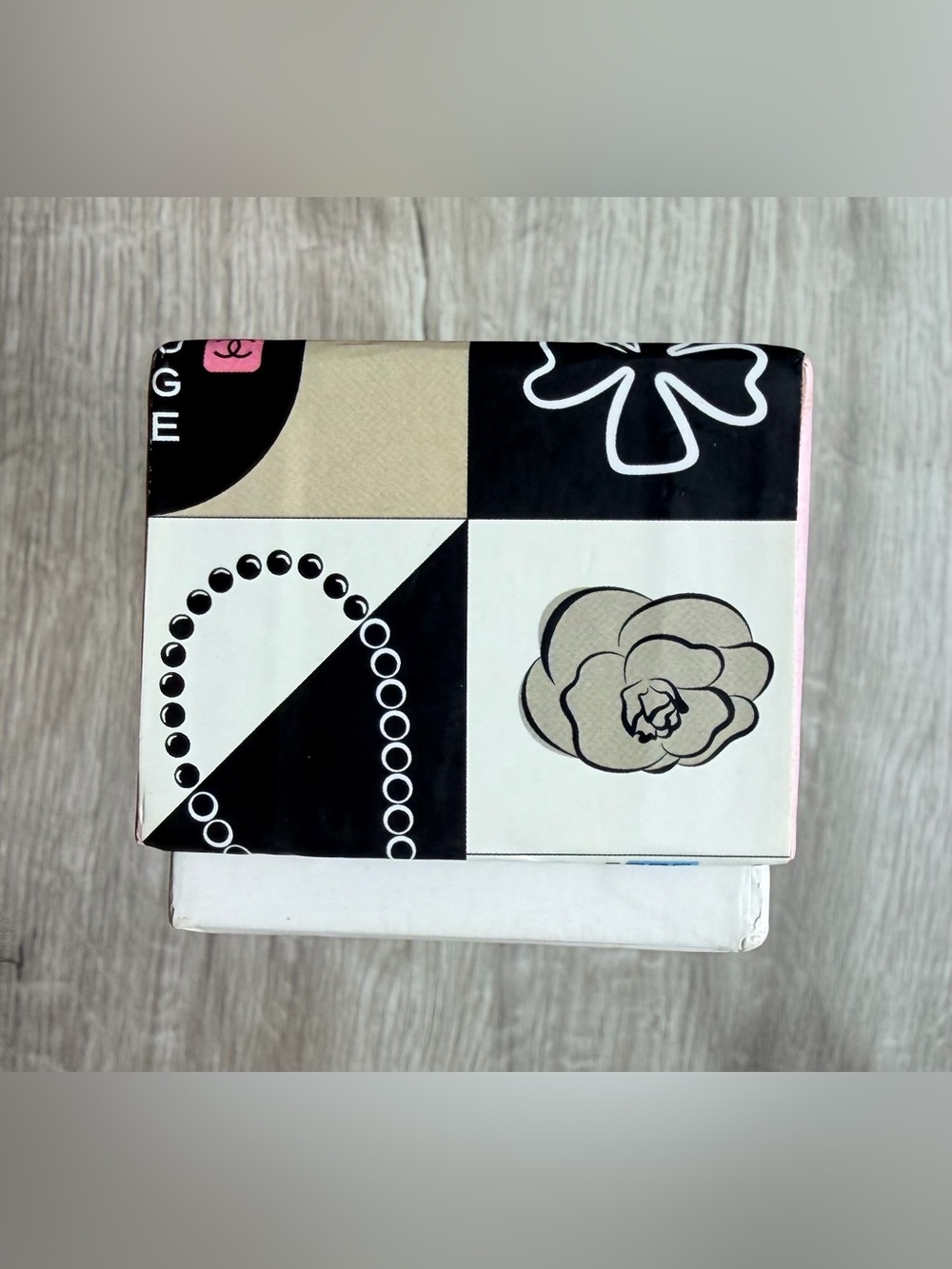 NEW w Box Stylish Chanel Themed Automatic Folding Umbrella w Iconic Brand Motifs - Picture 12 of 14